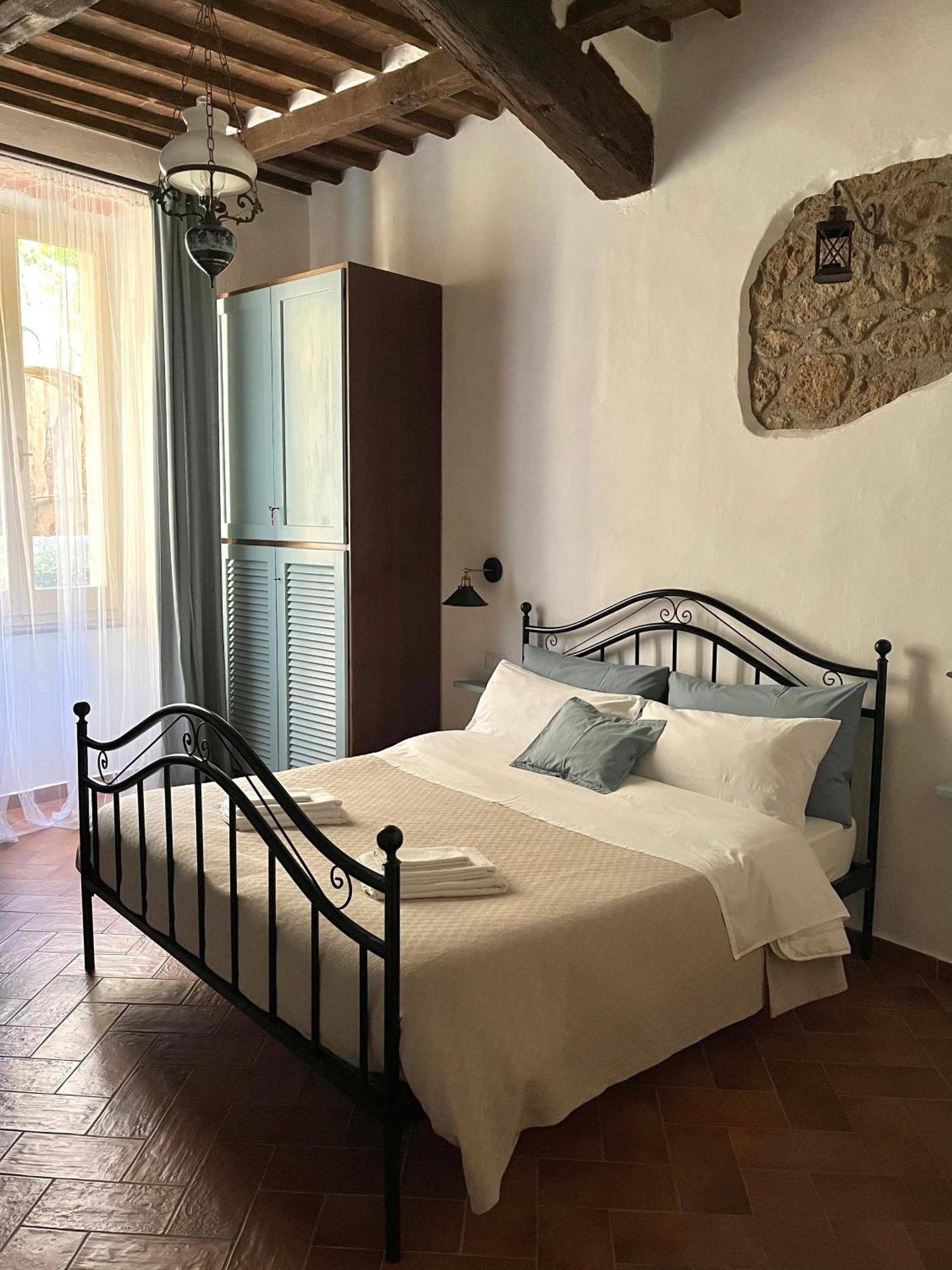 Il Girasole Storico Apartment Pitigliano Exterior photo